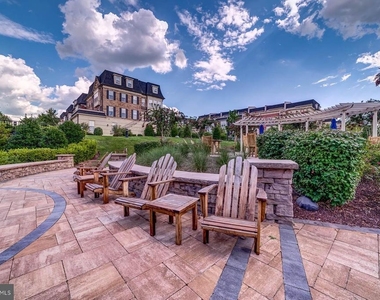510 Overlook Park Drive - Photo Thumbnail 63