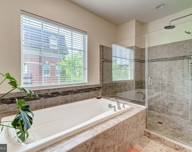 510 Overlook Park Drive - Photo Thumbnail 39