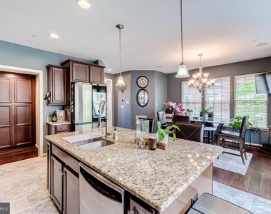 510 Overlook Park Drive - Photo Thumbnail 29
