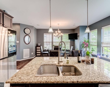 510 Overlook Park Drive - Photo Thumbnail 33