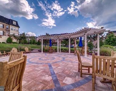 510 Overlook Park Drive - Photo Thumbnail 61