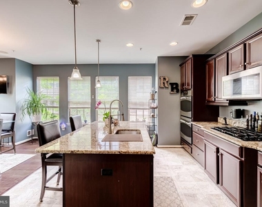 510 Overlook Park Drive - Photo Thumbnail 31