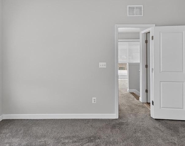 612 Leigh - Photo Thumbnail 58