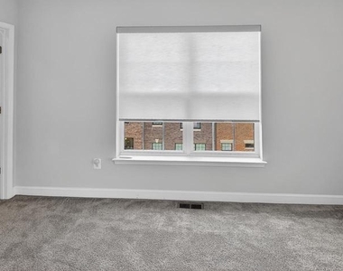 612 Leigh - Photo Thumbnail 56