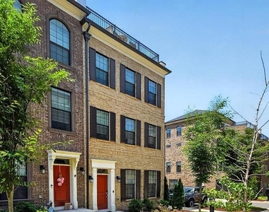 612 Leigh - Photo Thumbnail 2