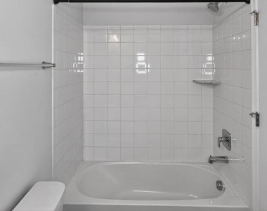 612 Leigh - Photo Thumbnail 61