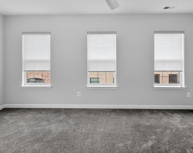 612 Leigh - Photo Thumbnail 36