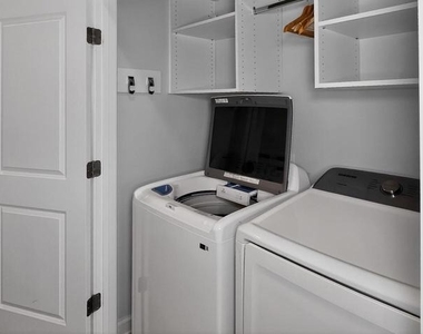 612 Leigh - Photo Thumbnail 35