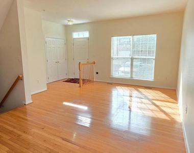 12723 Sullivan Court - Photo Thumbnail 2