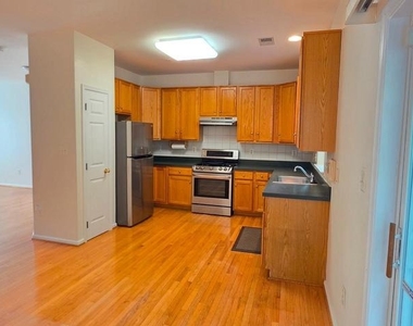 12723 Sullivan Court - Photo Thumbnail 5