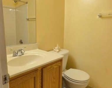12723 Sullivan Court - Photo Thumbnail 17