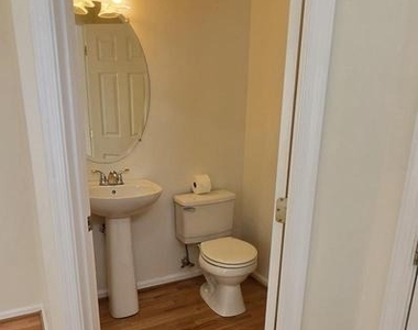 12723 Sullivan Court - Photo Thumbnail 3