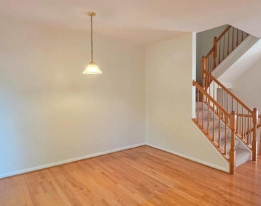 12723 Sullivan Court - Photo Thumbnail 4