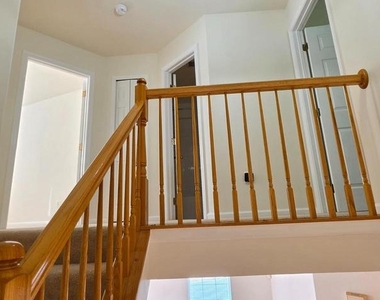 12723 Sullivan Court - Photo Thumbnail 9