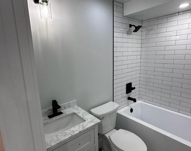 7506 Wellesley Drive - Photo Thumbnail 9