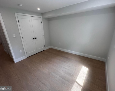 7506 Wellesley Drive - Photo Thumbnail 7