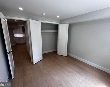 7506 Wellesley Drive - Photo Thumbnail 6