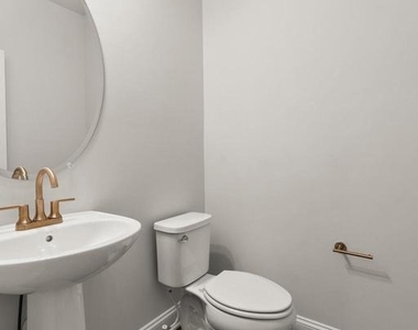 11007 Meridian Hill Way - Photo Thumbnail 23