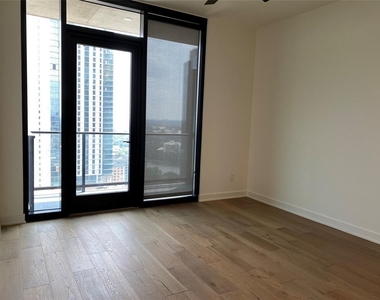 84 East Ave - Photo Thumbnail 20