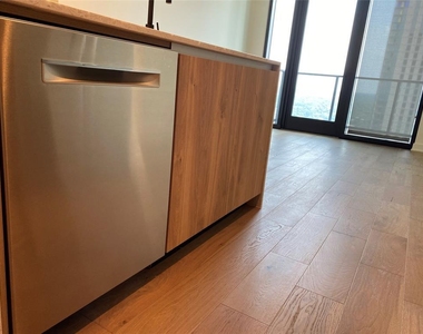 84 East Ave - Photo Thumbnail 19