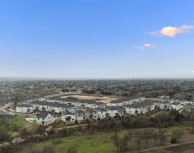 1531 N Red Bud Ln - Photo Thumbnail 30