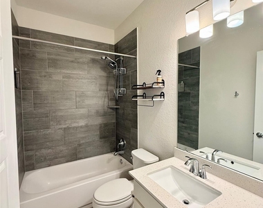 11308 Faneuil Way - Photo Thumbnail 8