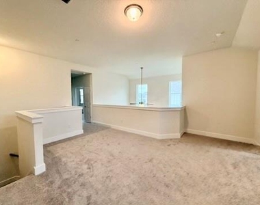 11308 Faneuil Way - Photo Thumbnail 17