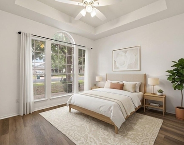 903 Luke Ln - Photo Thumbnail 13