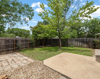 903 Luke Ln - Photo Thumbnail 35