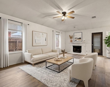 903 Luke Ln - Photo Thumbnail 5