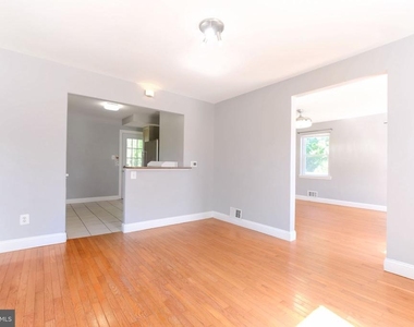 2600 Arvin Street - Photo Thumbnail 4