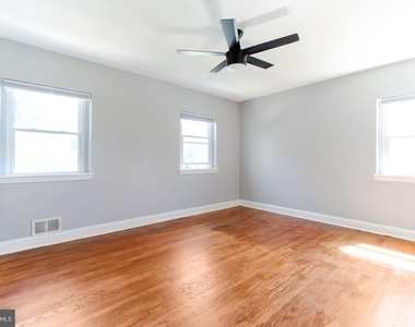 2600 Arvin Street - Photo Thumbnail 6
