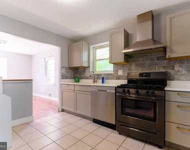 2600 Arvin Street - Photo Thumbnail 1