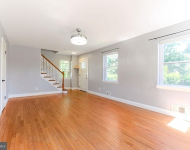 2600 Arvin Street - Photo Thumbnail 3