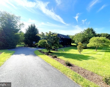 13209 Lantern Hollow Drive - Photo Thumbnail 19