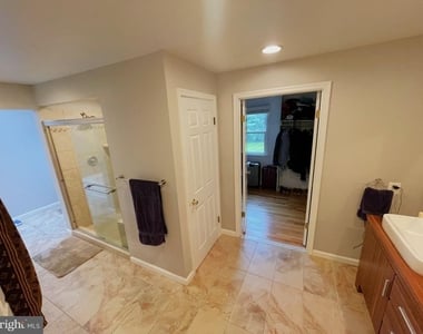 13209 Lantern Hollow Drive - Photo Thumbnail 23