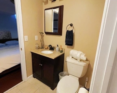 13209 Lantern Hollow Drive - Photo Thumbnail 43