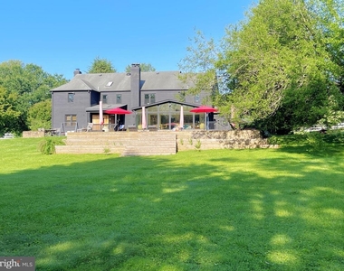 13209 Lantern Hollow Drive - Photo Thumbnail 9