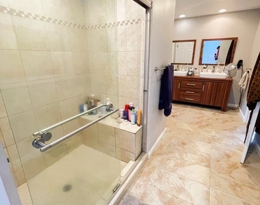 13209 Lantern Hollow Drive - Photo Thumbnail 24