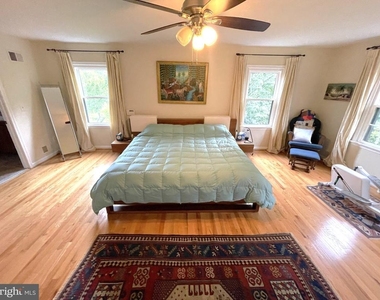 13209 Lantern Hollow Drive - Photo Thumbnail 21