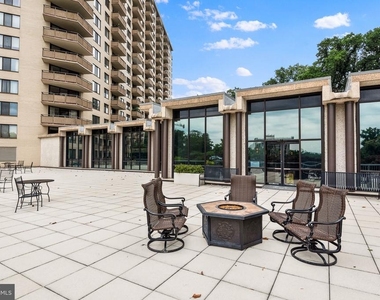 5225 Pooks Hill Road - Photo Thumbnail 12