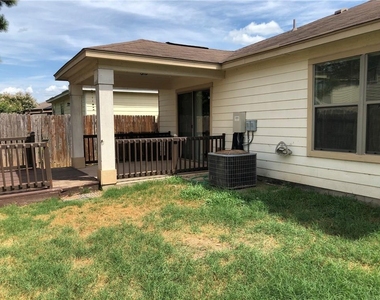 6912 Walkup Ln - Photo Thumbnail 1