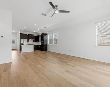 183 Glocken Ln - Photo Thumbnail 22