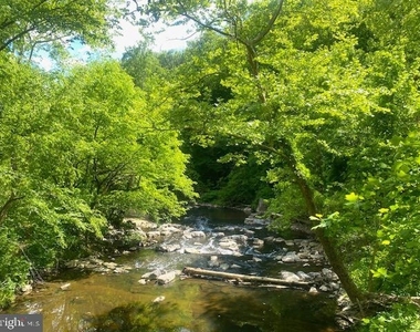 1900 Lyttonsville Road - Photo Thumbnail 14