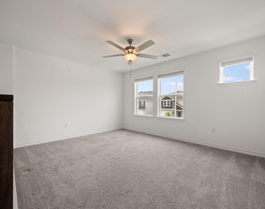 2902 Tavern Dr - Photo Thumbnail 16