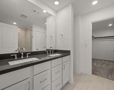 2902 Tavern Dr - Photo Thumbnail 21