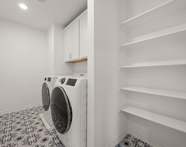 2902 Tavern Dr - Photo Thumbnail 28