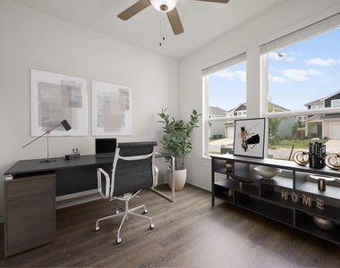 2902 Tavern Dr - Photo Thumbnail 14