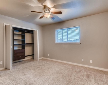 2000 Brookhill Dr - Photo Thumbnail 18