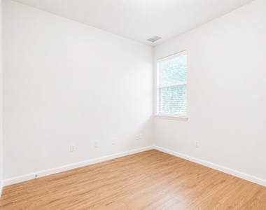 1180 Arbor Knot Dr - Photo Thumbnail 5